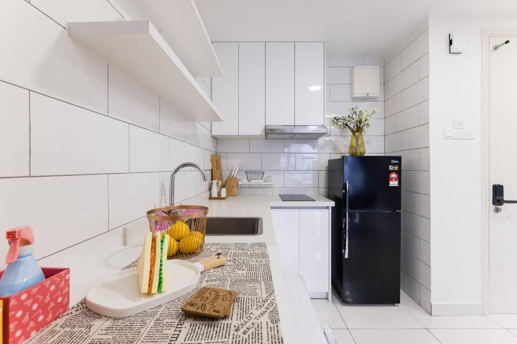 Arte Mont Kiara Duplex 4 Pax Jacuzzi Apartment Kuala Lumpur Ngoại thất bức ảnh